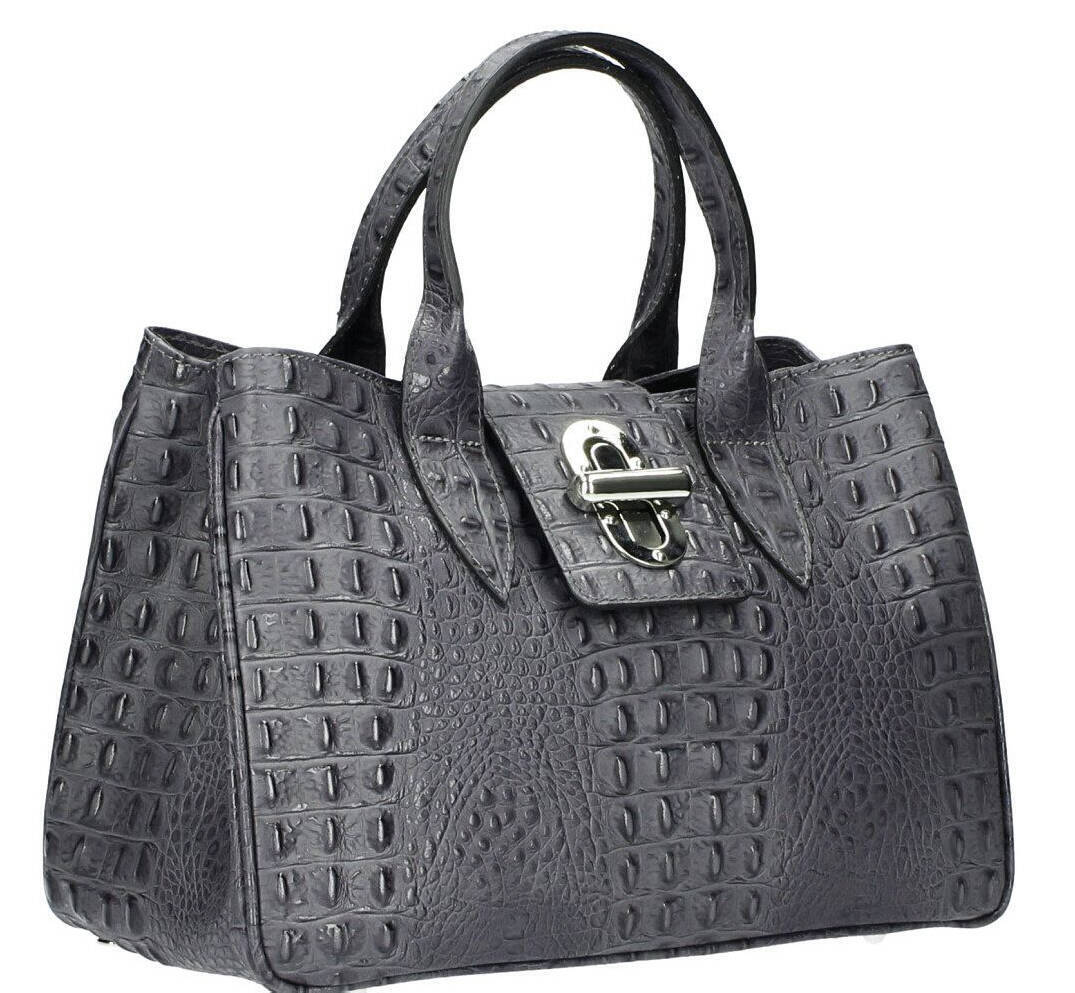 01-laura-bm11205-fm-fumo-3