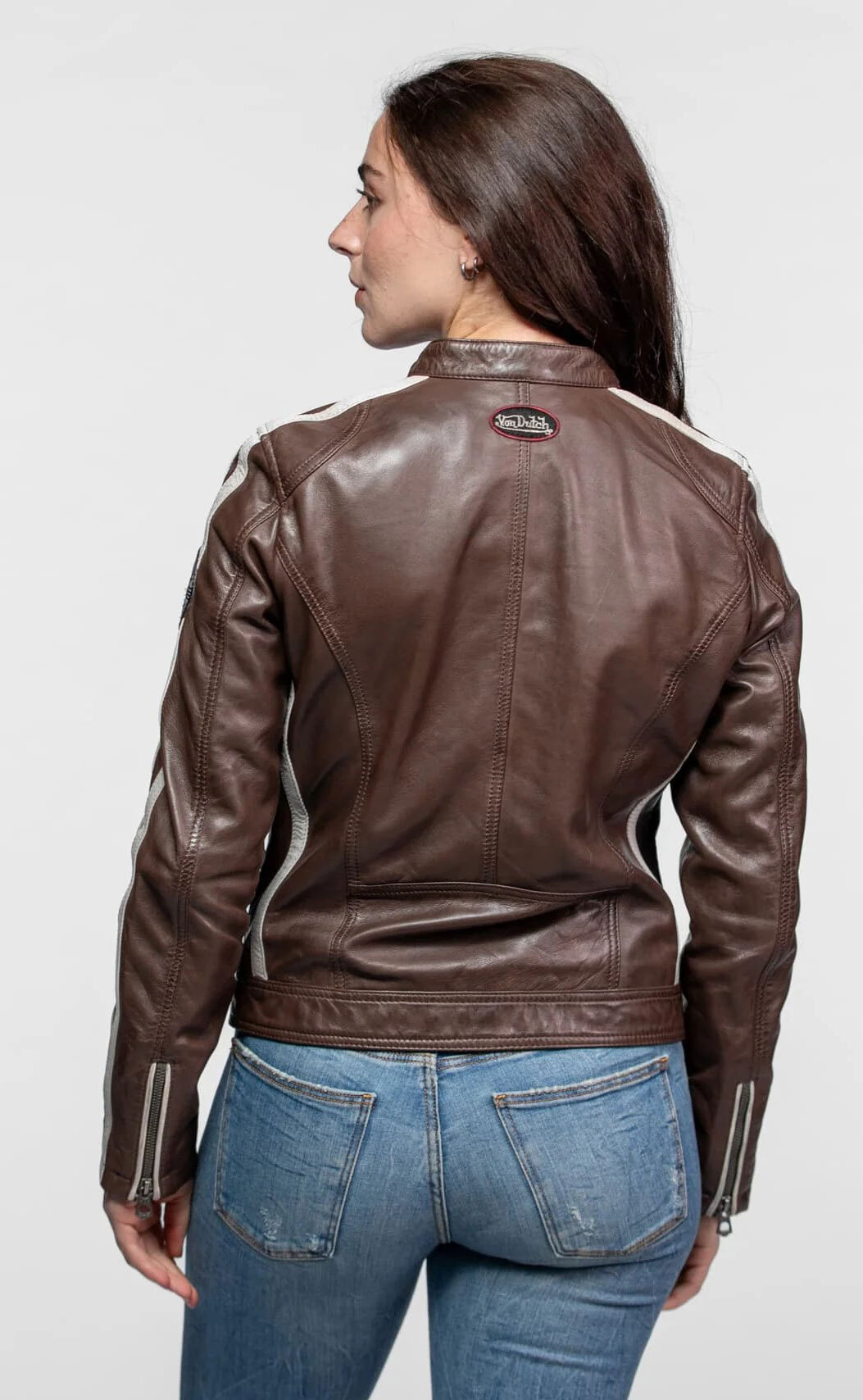 104280-ROADIE-BISON_5_-min