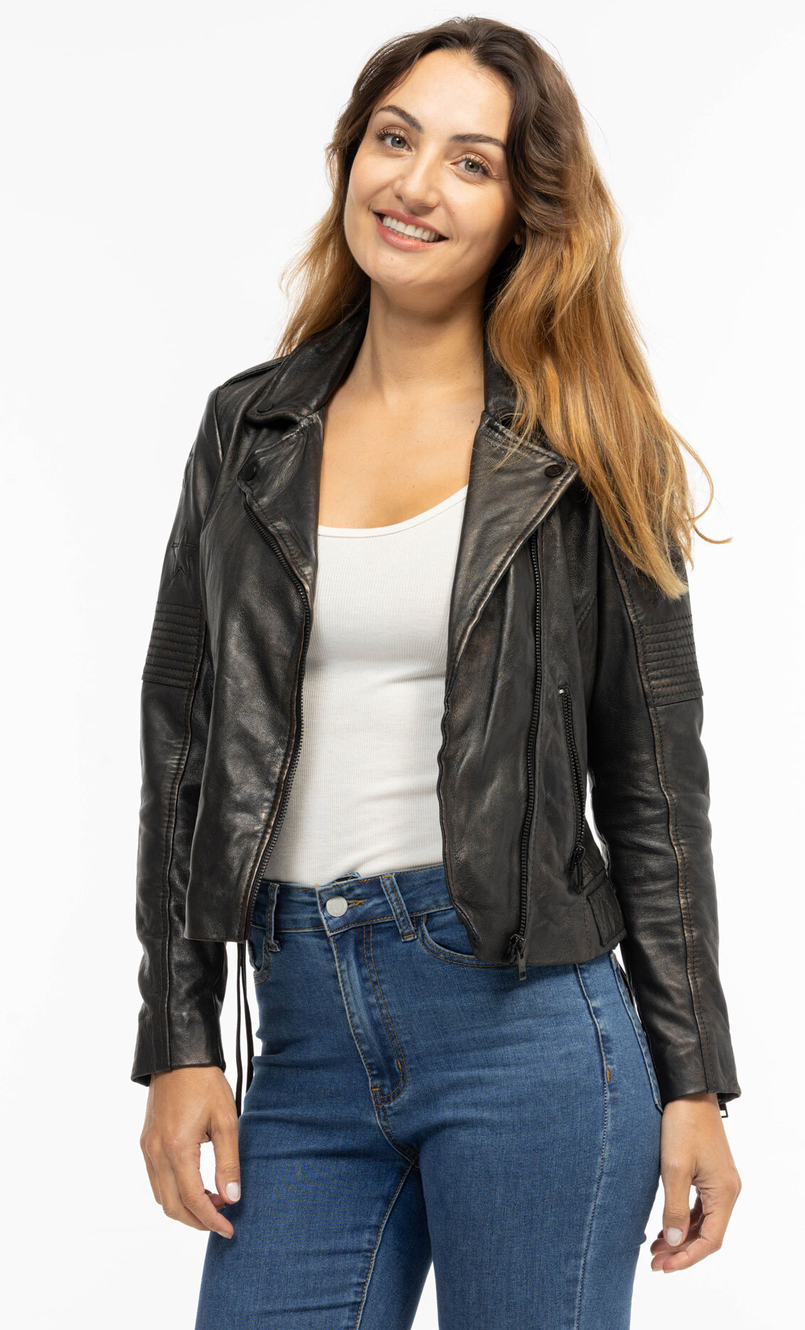 CG25-Femmes-2101-0253-0984B