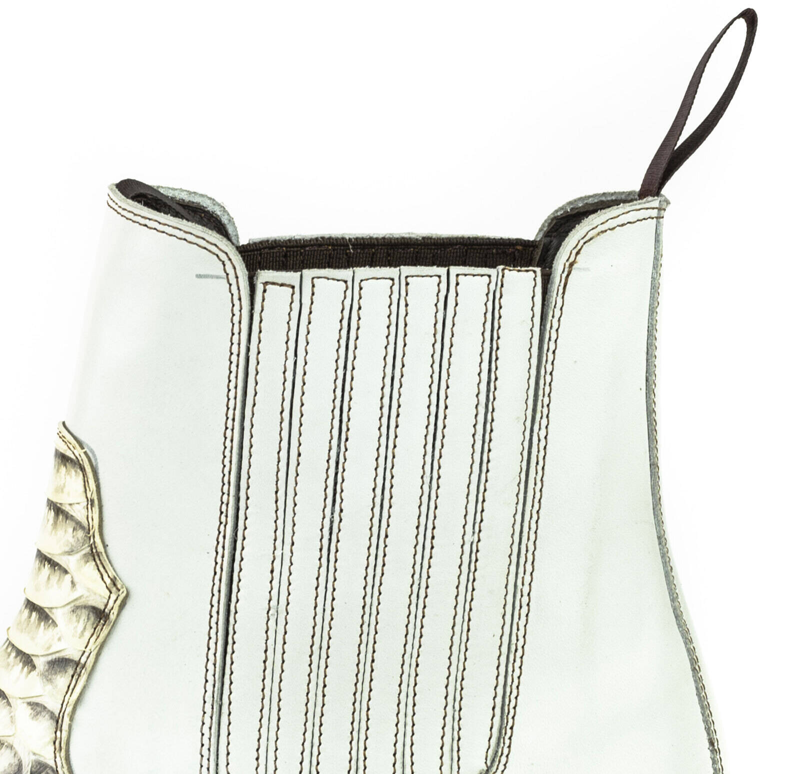 rock2500-blanc-python-zoom