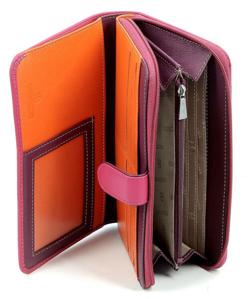 227436-fuschia-interieur