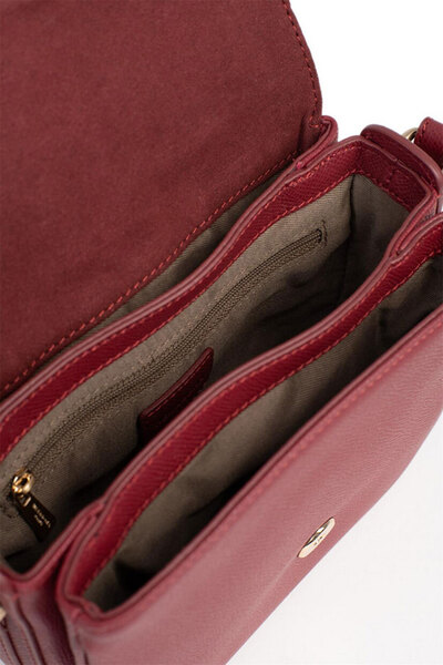 7120246-carmin-interieur