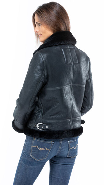 Schott woman