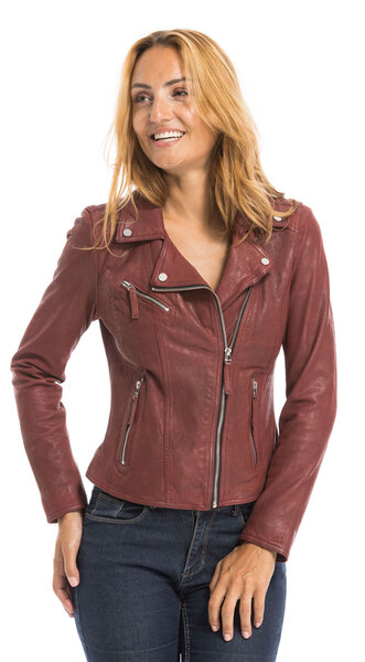 CG-23-FEMME-64095-FEU-23581