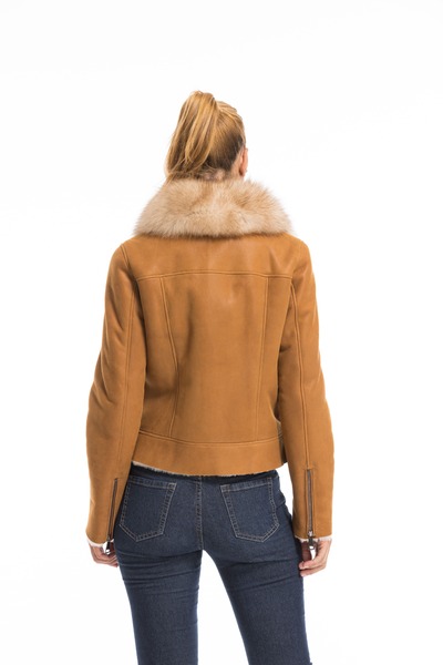 CG-23-FEMME-VALENTINE-GOLD-22334