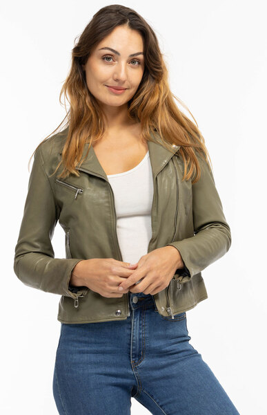 CG25-Femmes-101964-0757BD