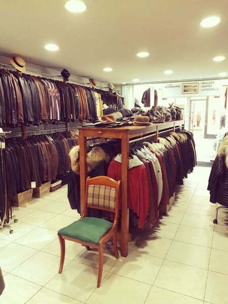 cuirs-guignard-magasin-nantes-interieur