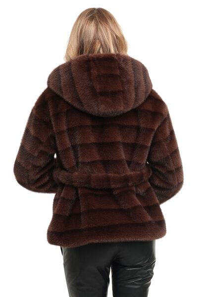 MINK-COURT-MARRON-IMG_1133