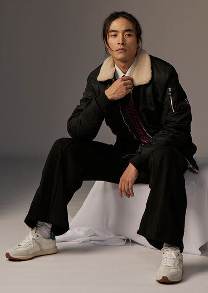 tage-noir-face-principale